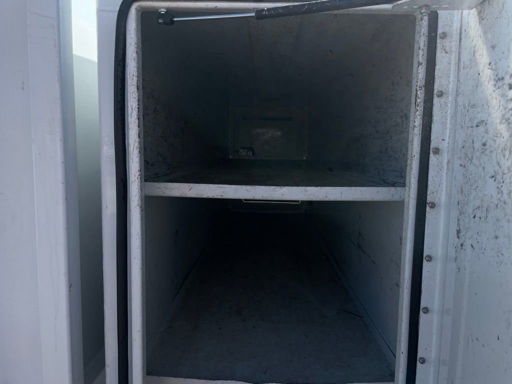 Used 2019 Ford F550 2WD Crew Cab Super Duty image 11