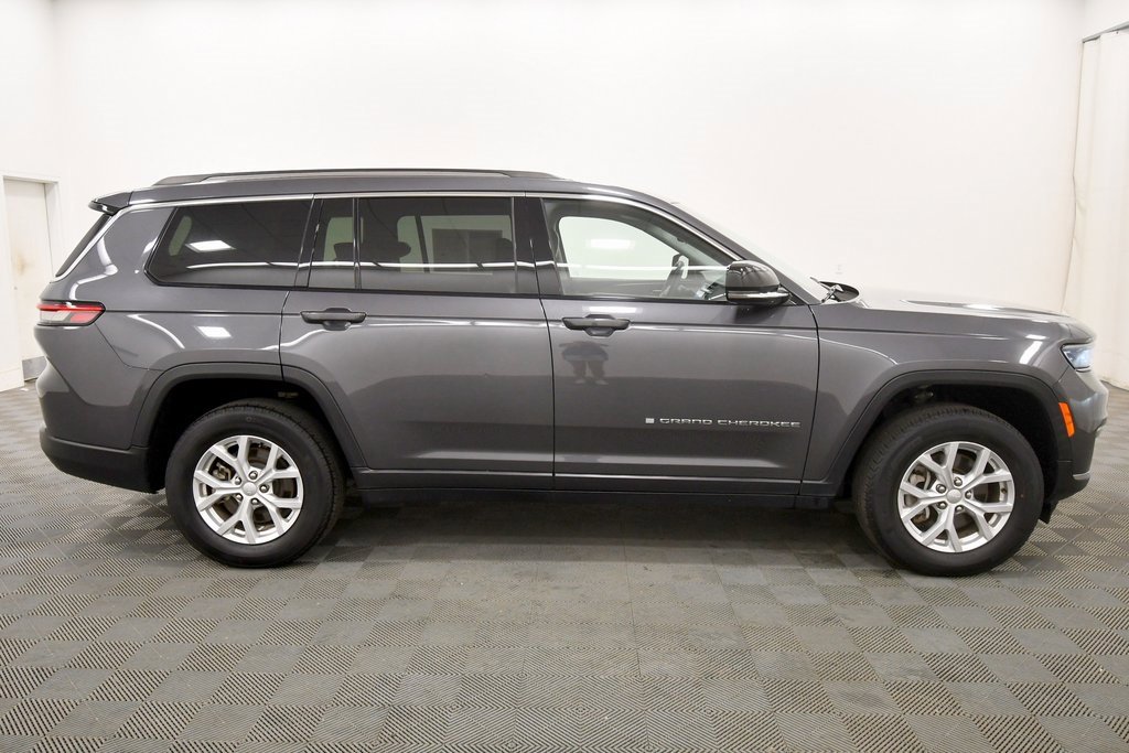 Used 2023 Jeep Grand Cherokee L Limited image 9