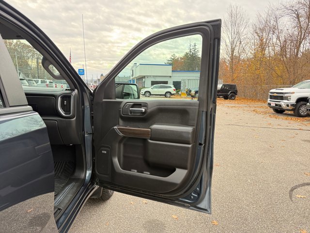 Used 2020 Chevrolet Silverado 1500 RST w/ All-Star Edition image 28