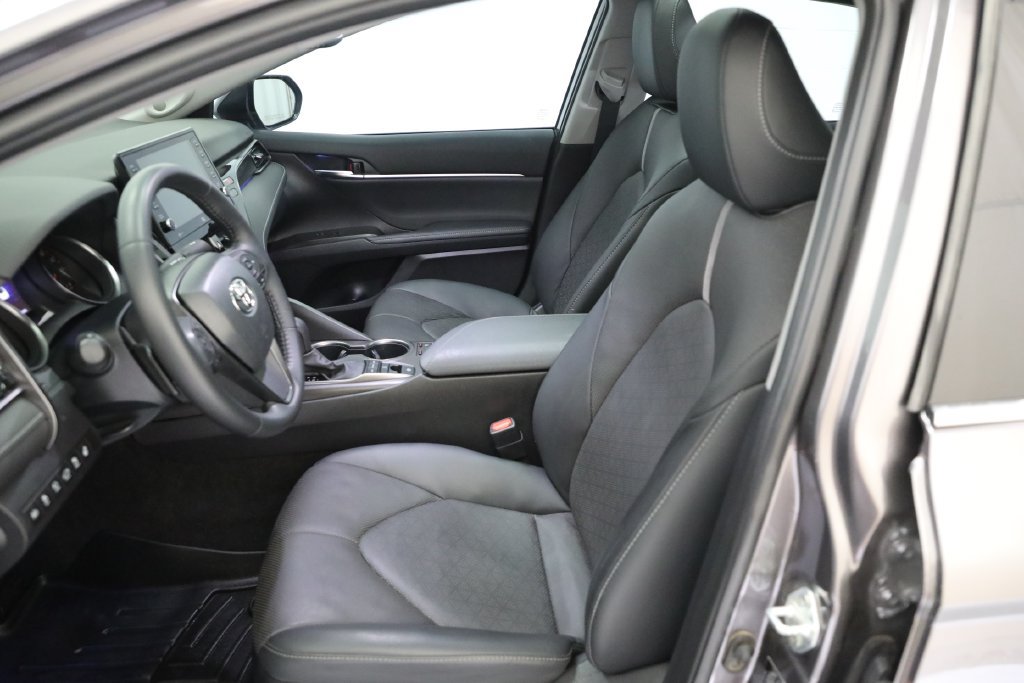 Used 2023 Toyota Camry XSE w/ Navigation Package AWD/4WD image 11