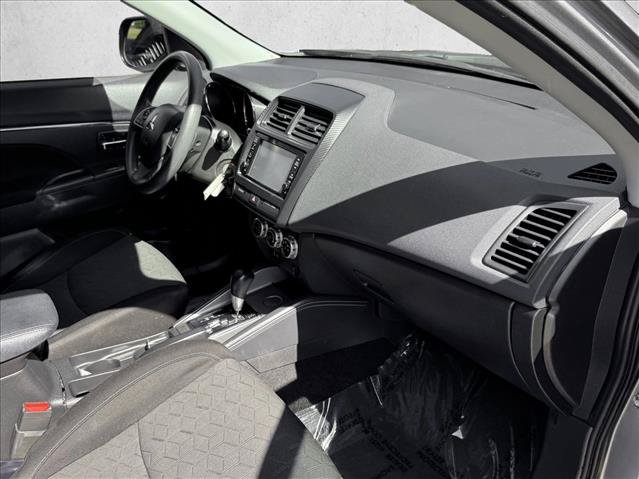 Used 2021 Mitsubishi Outlander Sport ES FWD image 19