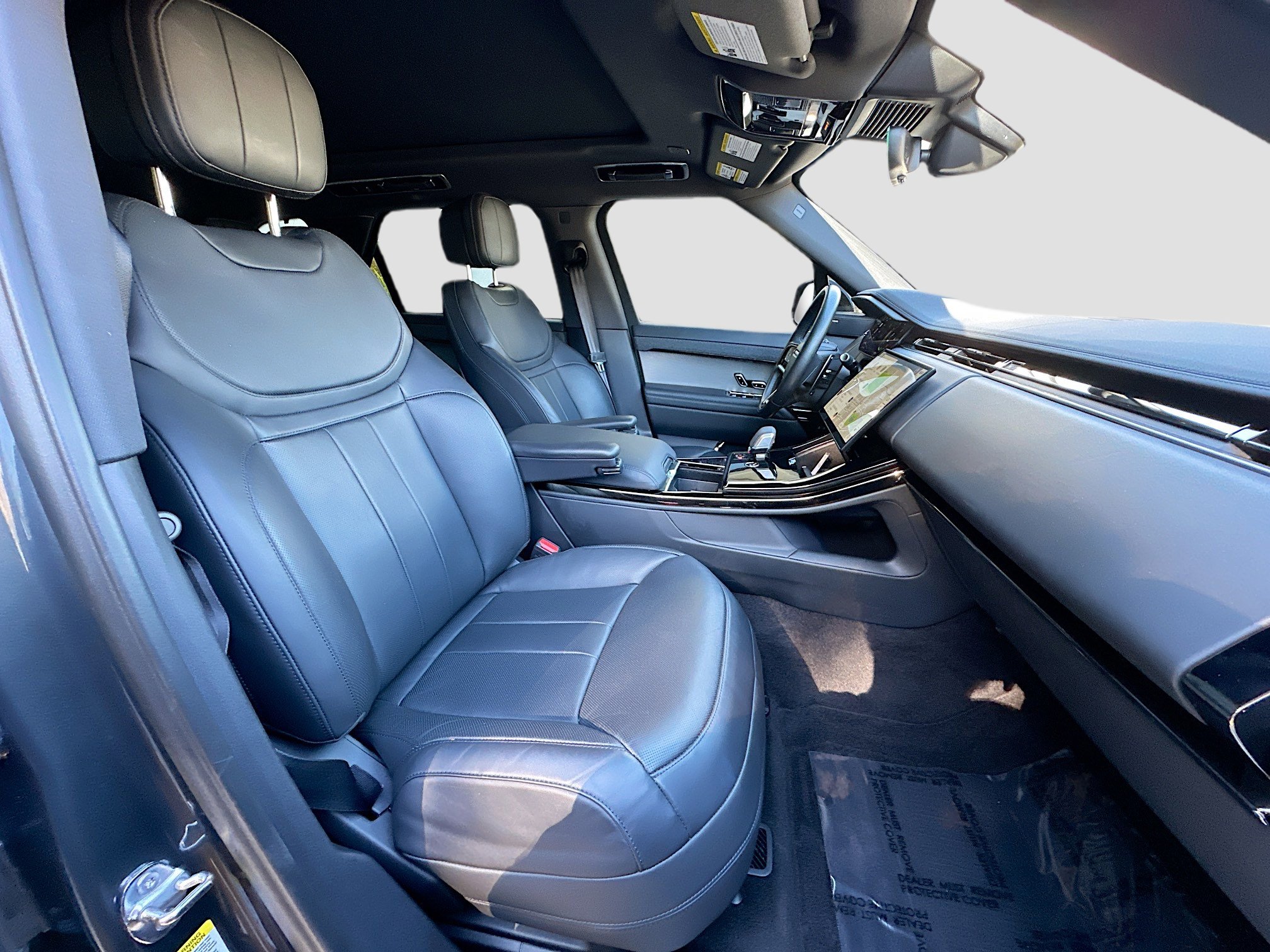 Used 2025 Land Rover Range Rover Sport Dynamic SE image 30