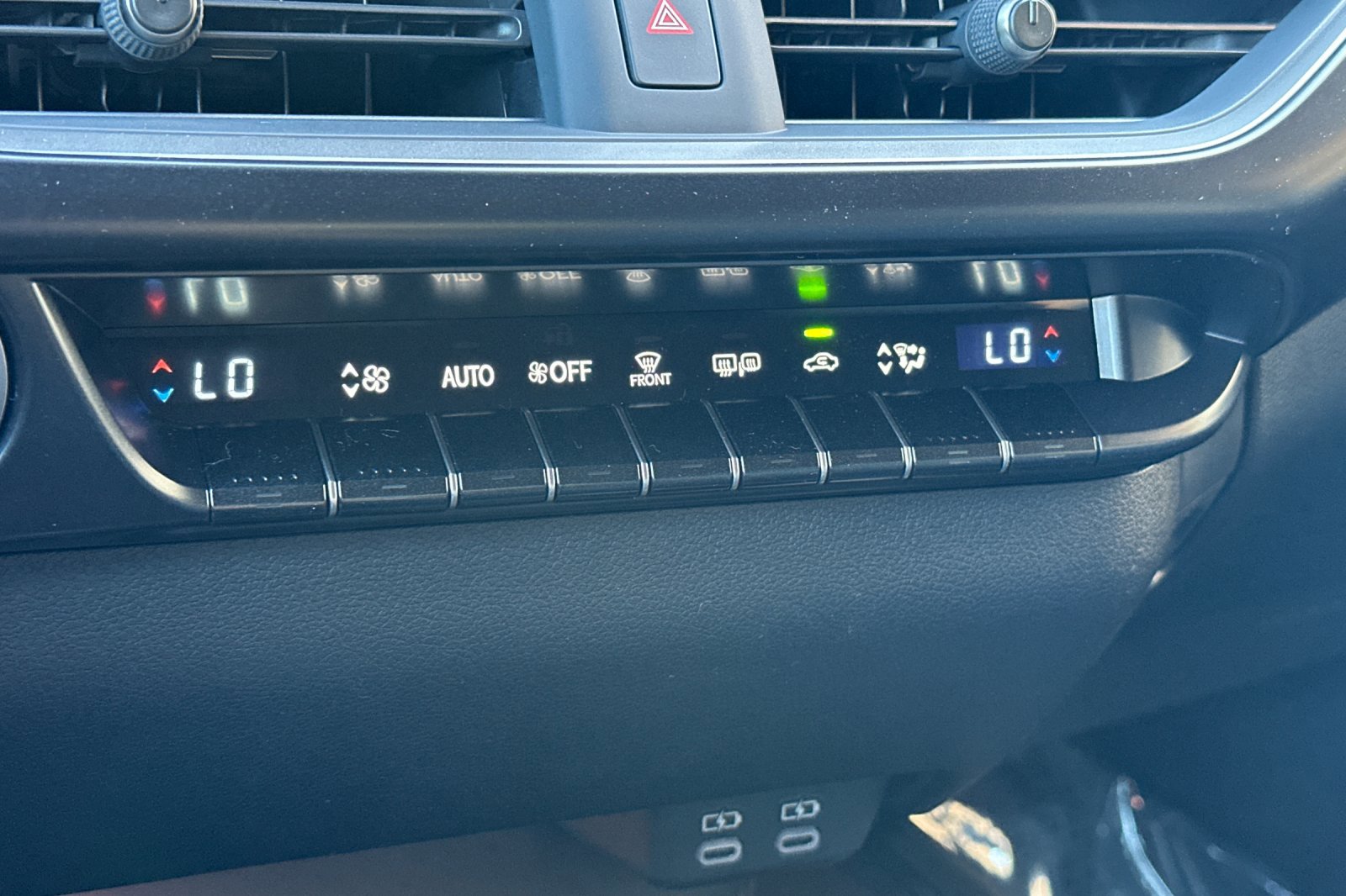 New 2026 Lexus UX 300h FWD image 20