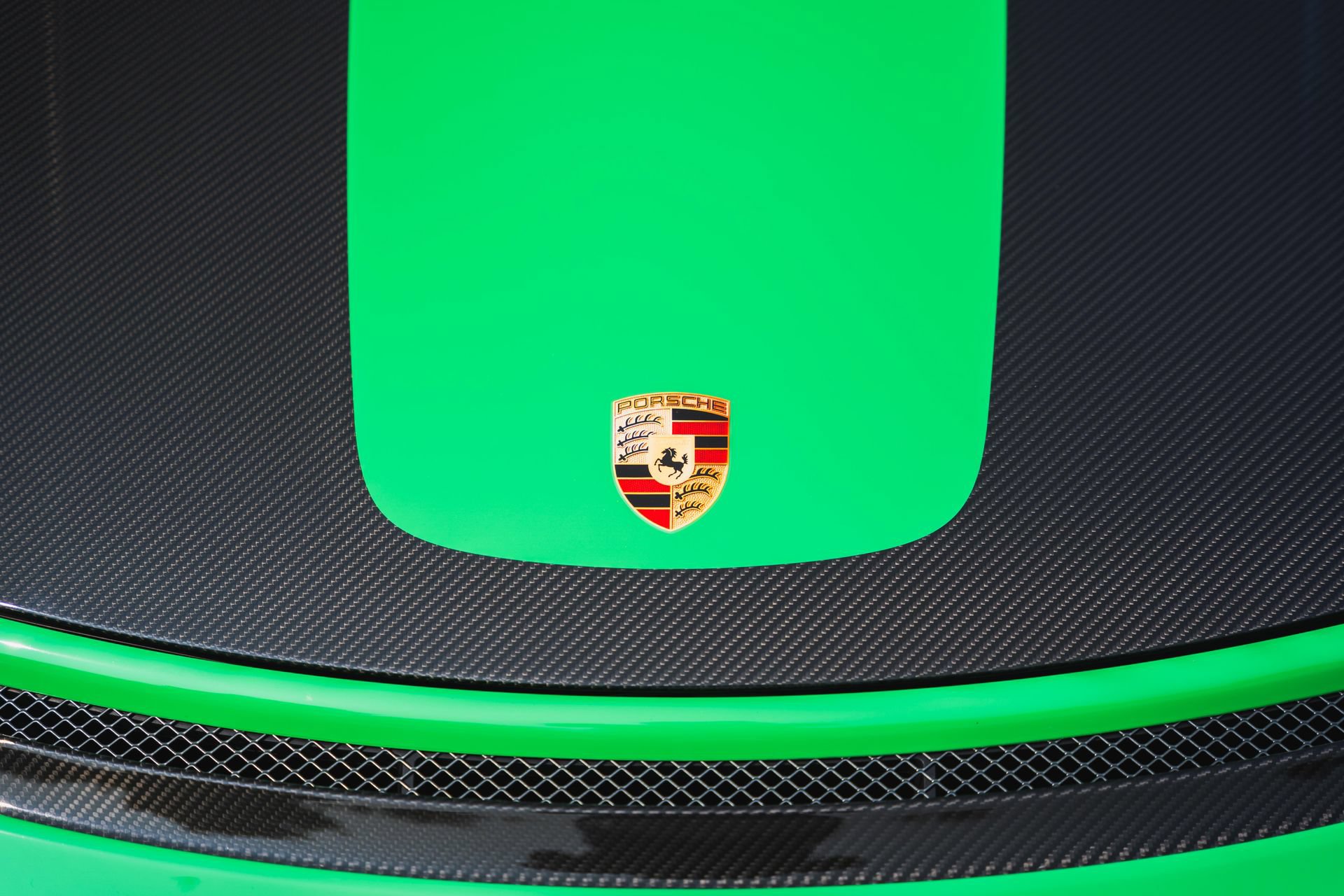 Used 2018 Porsche 911 GT2 RS RWD image 11