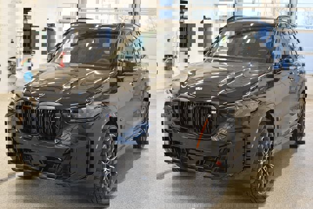 New 2026 BMW X5 M60i w/ Climate Comfort Package image 9