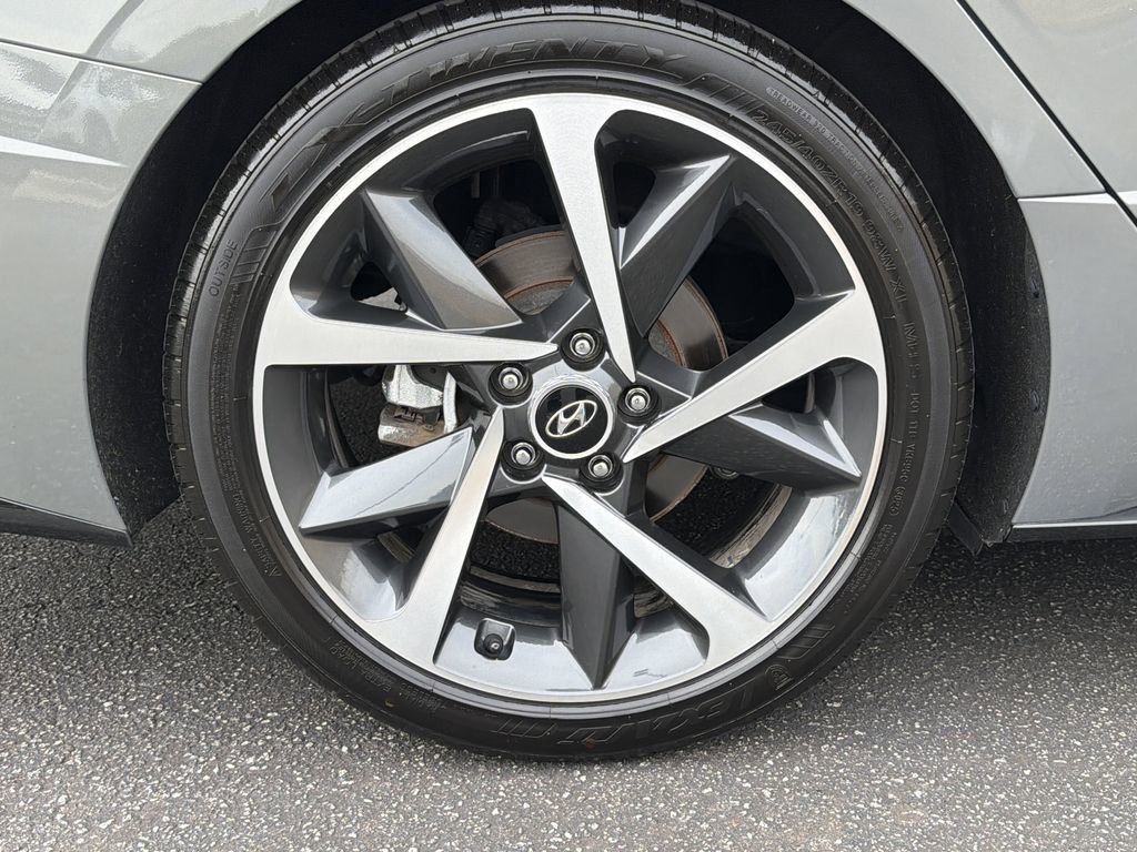 Used 2022 Hyundai Sonata SEL Plus w/ Preferred Accessory Package image 17