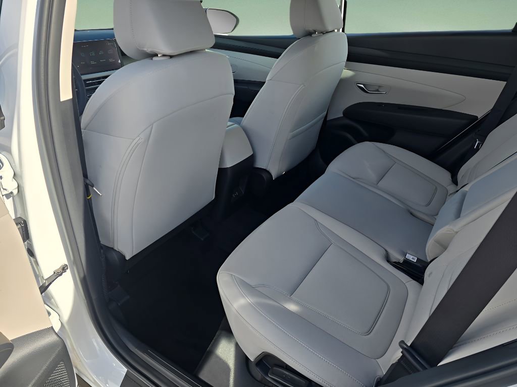 New 2026 Hyundai Tucson SE image 15