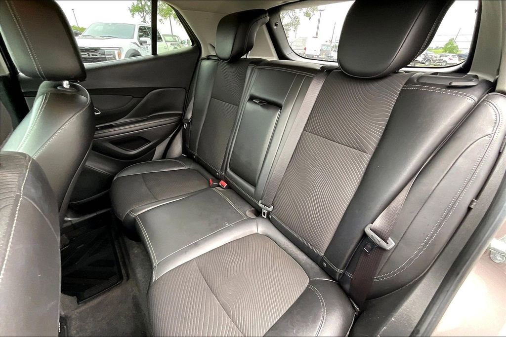 Used 2014 Buick Encore Convenience FWD image 19