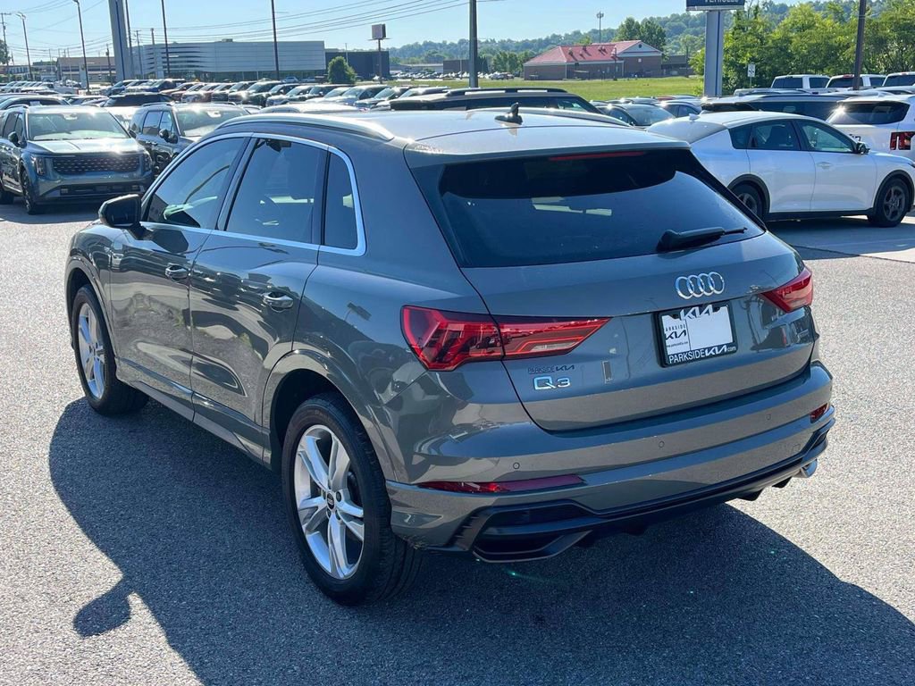 Used 2022 Audi Q3 2.0T Premium Plus AWD/4WD image 31