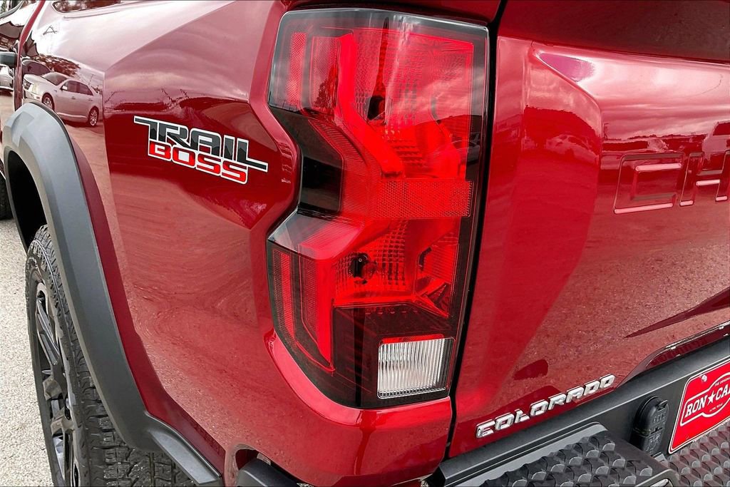 Used 2025 Chevrolet Colorado Trail Boss image 20
