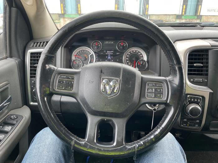 Used 2015 RAM 1500 Big Horn image 37