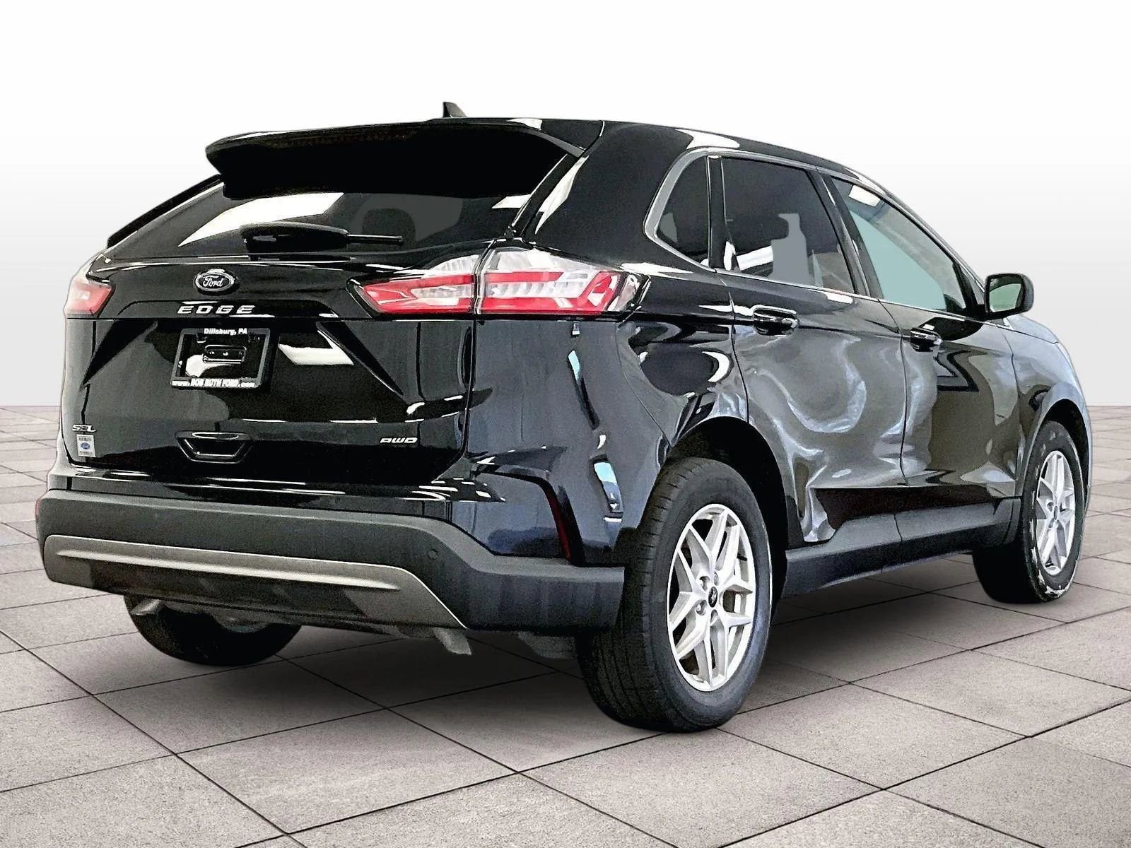 Certified 2023 Ford Edge SEL w/ Convenience Package AWD/4WD image 11