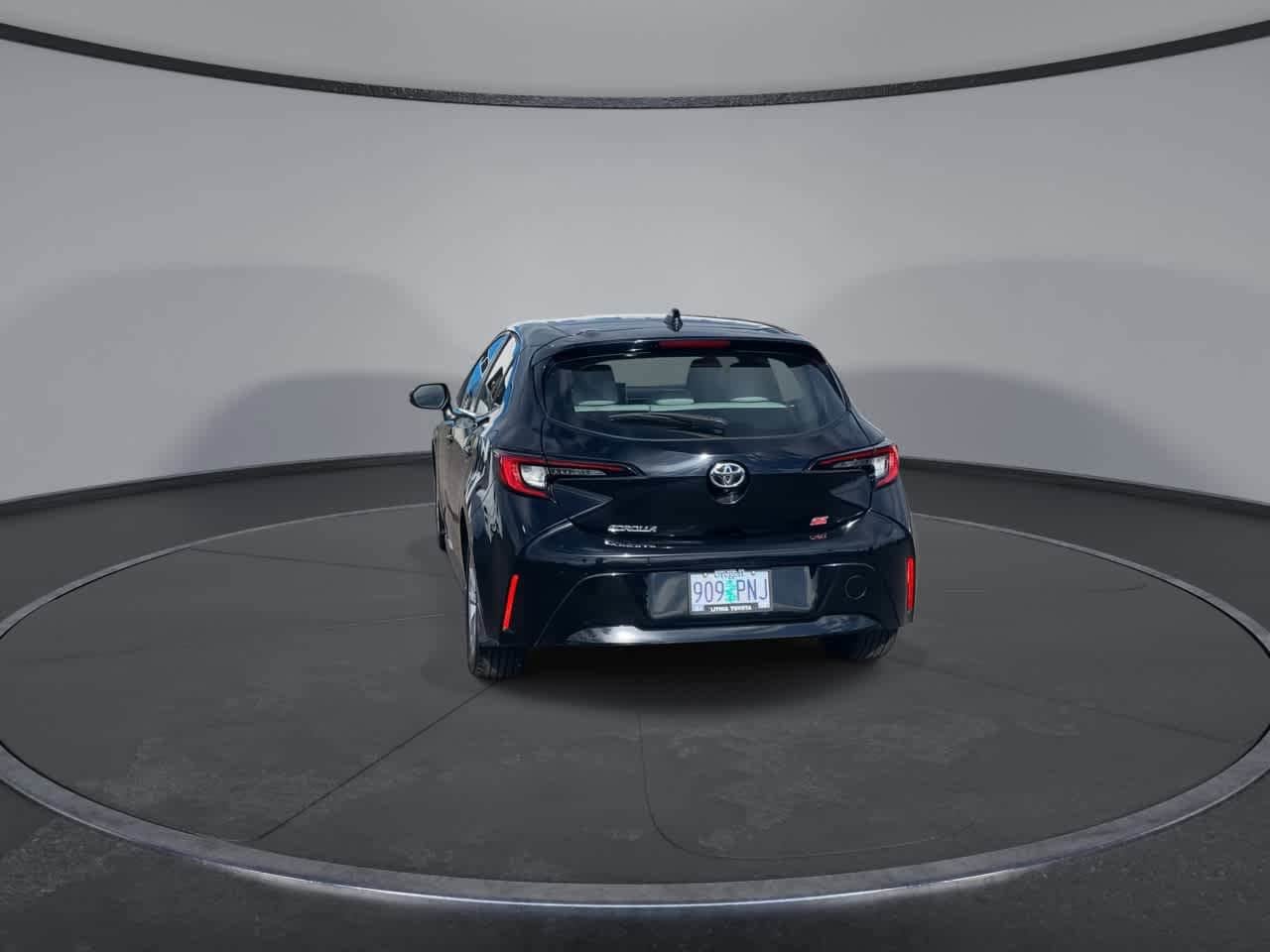 Certified 2024 Toyota Corolla SE w/ SE Package FWD image 7