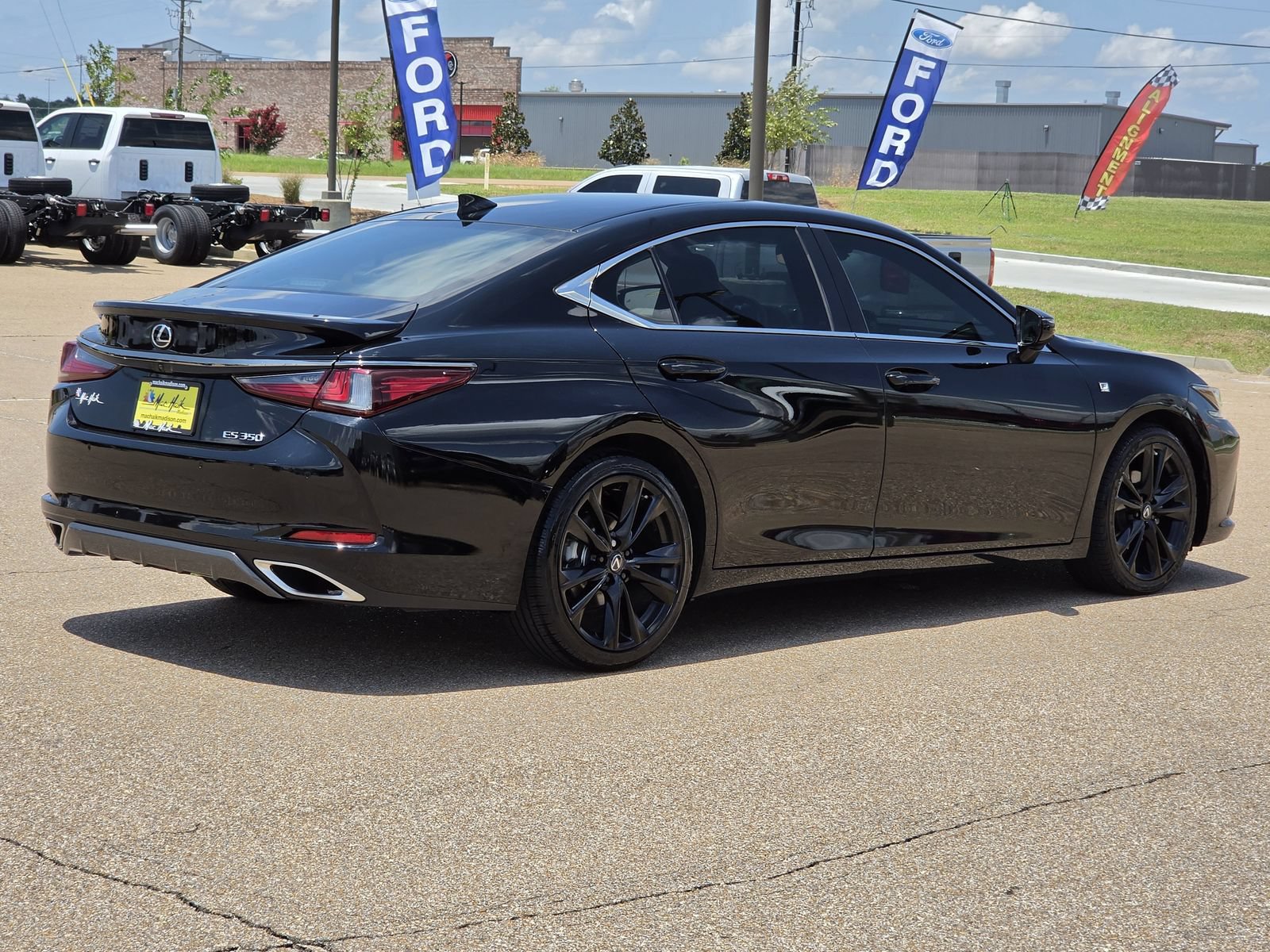 Used 2022 Lexus ES 350 F Sport w/ Accessory Package 2 FWD image 5