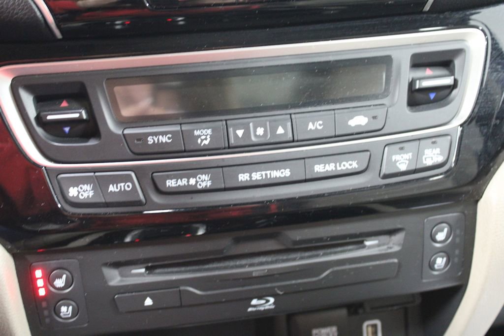 Used 2019 Honda Pilot Elite image 45