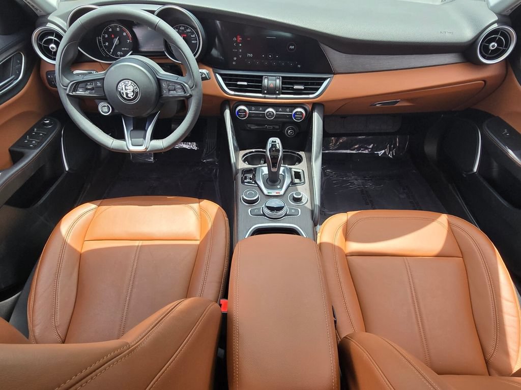 Used 2021 Alfa Romeo Giulia Ti w/ Nero Edizione RWD image 14