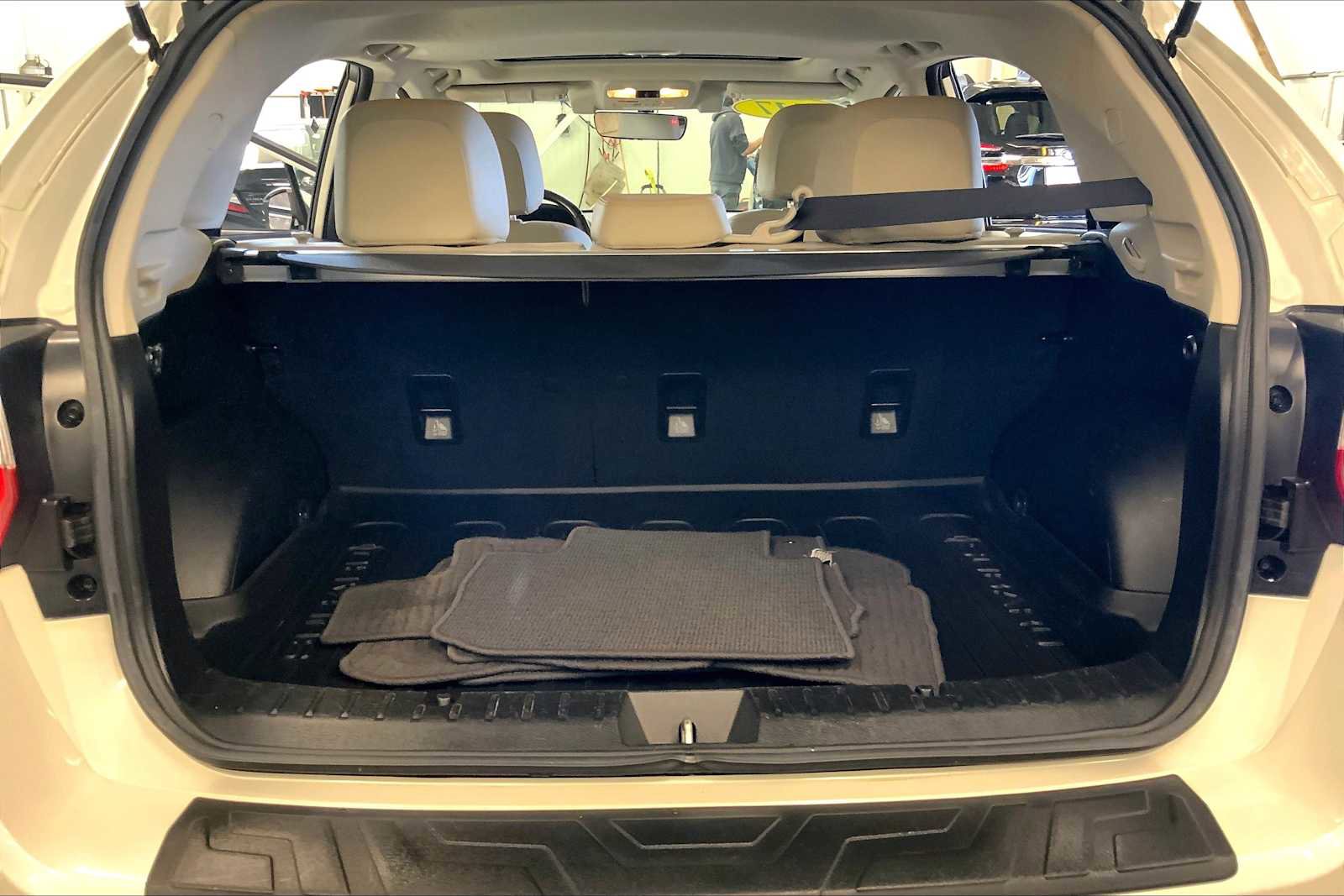 Used 2017 Subaru Crosstrek 2.0i Limited image 34