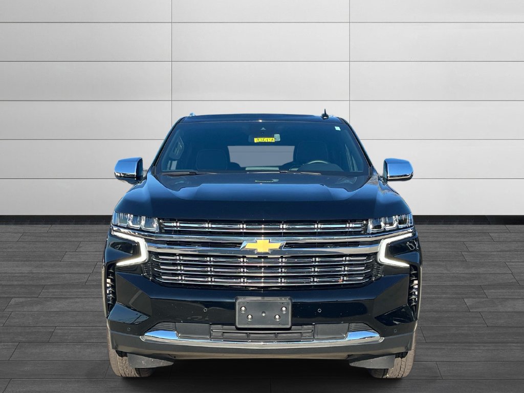 Used 2024 Chevrolet Suburban Premier AWD/4WD image 8