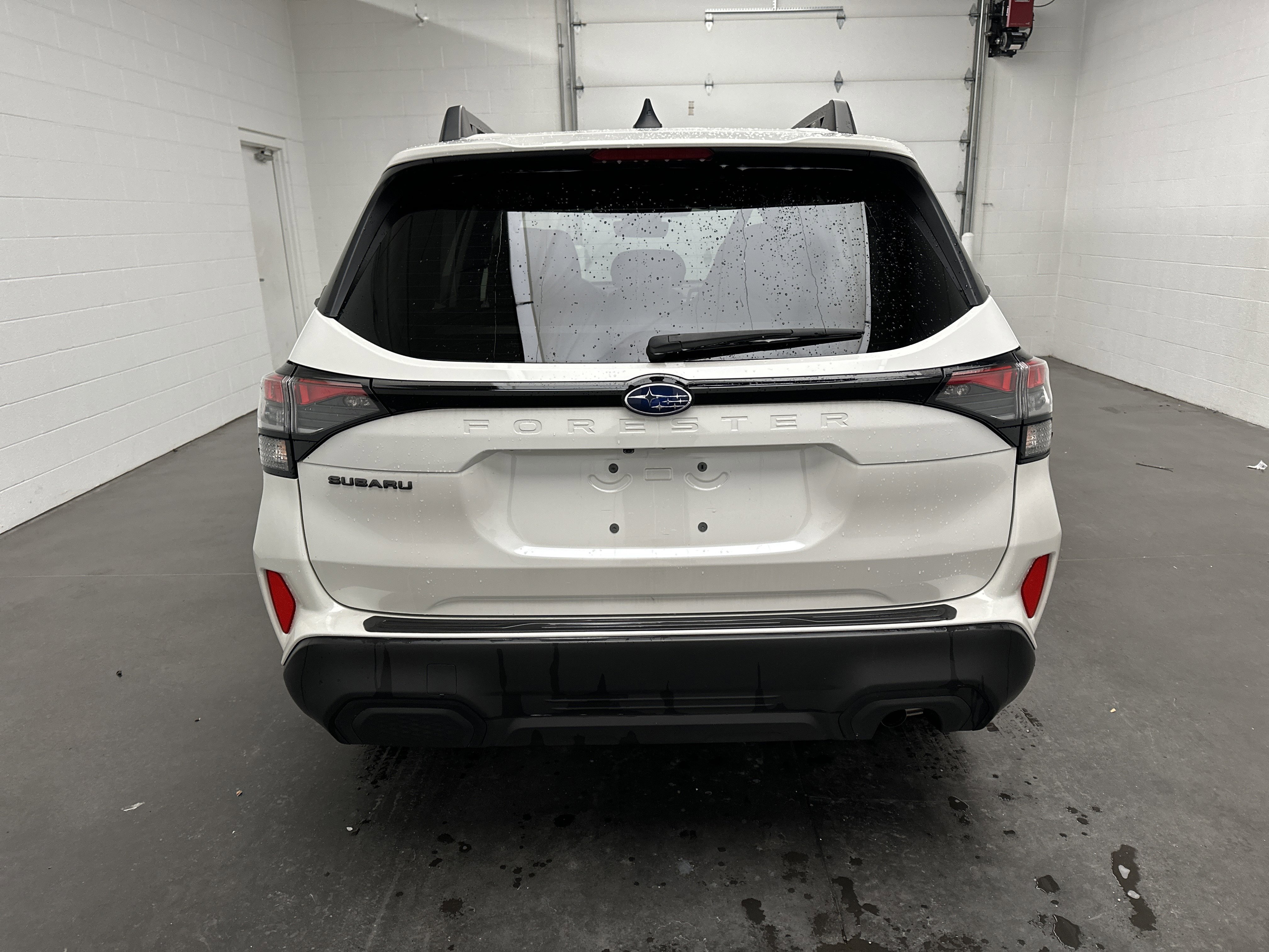 Used 2025 Subaru Forester Premium w/ Convenience Package #1 image 8