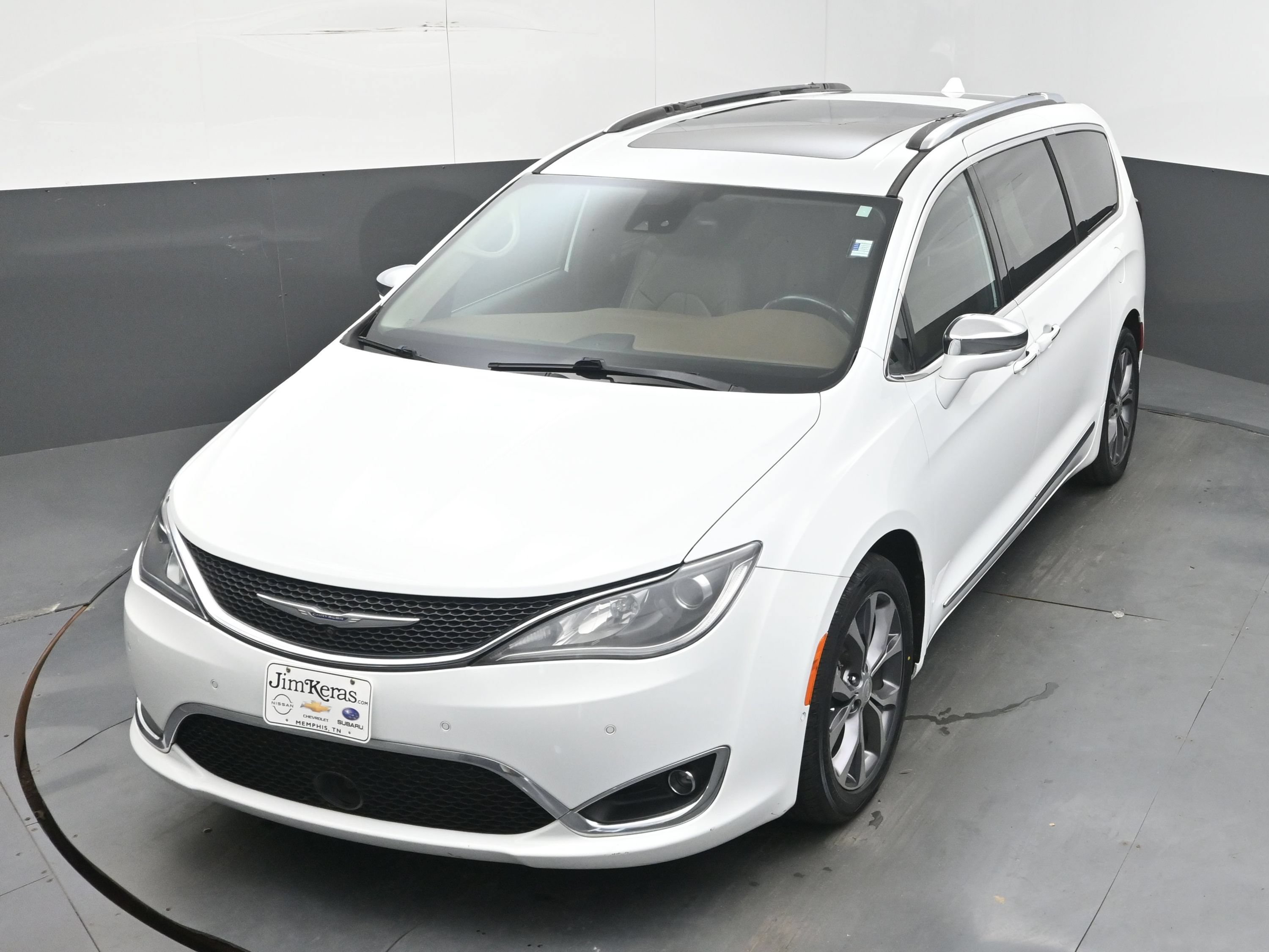 Used 2017 Chrysler Pacifica Limited FWD image 20