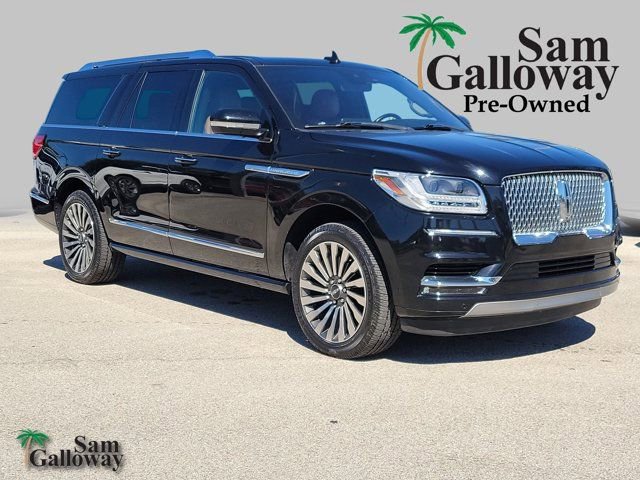 Certified 2020 Lincoln Navigator L Reserve w/ Luxury Package AWD/4WD image 1