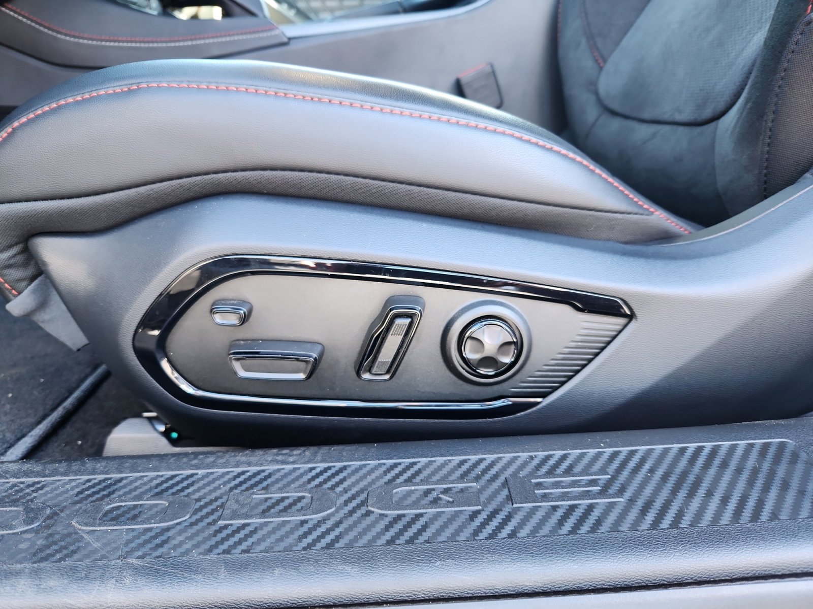 New 2025 Dodge Charger Scat Pack w/ Track Pack image 14