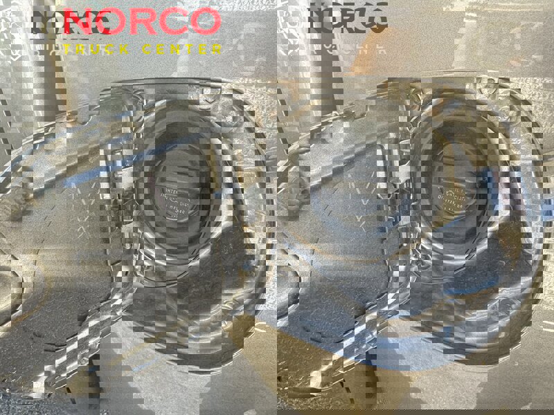 Used 2021 Nissan Frontier SV image 8