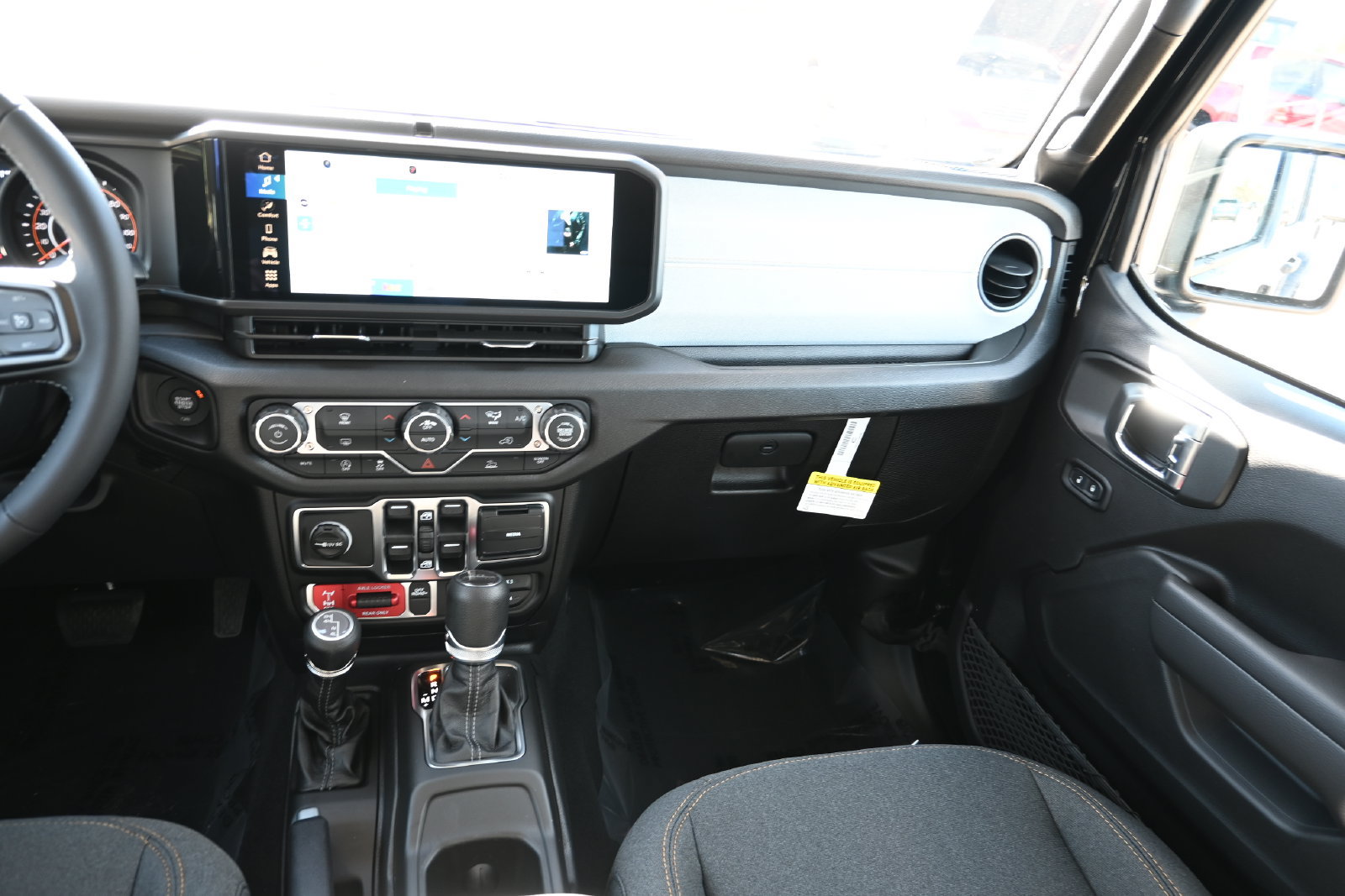 New 2026 Jeep Gladiator Sport AWD/4WD image 16