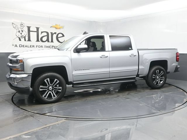 Used 2017 Chevrolet Silverado 1500 LT w/ All Star Edition AWD/4WD image 32