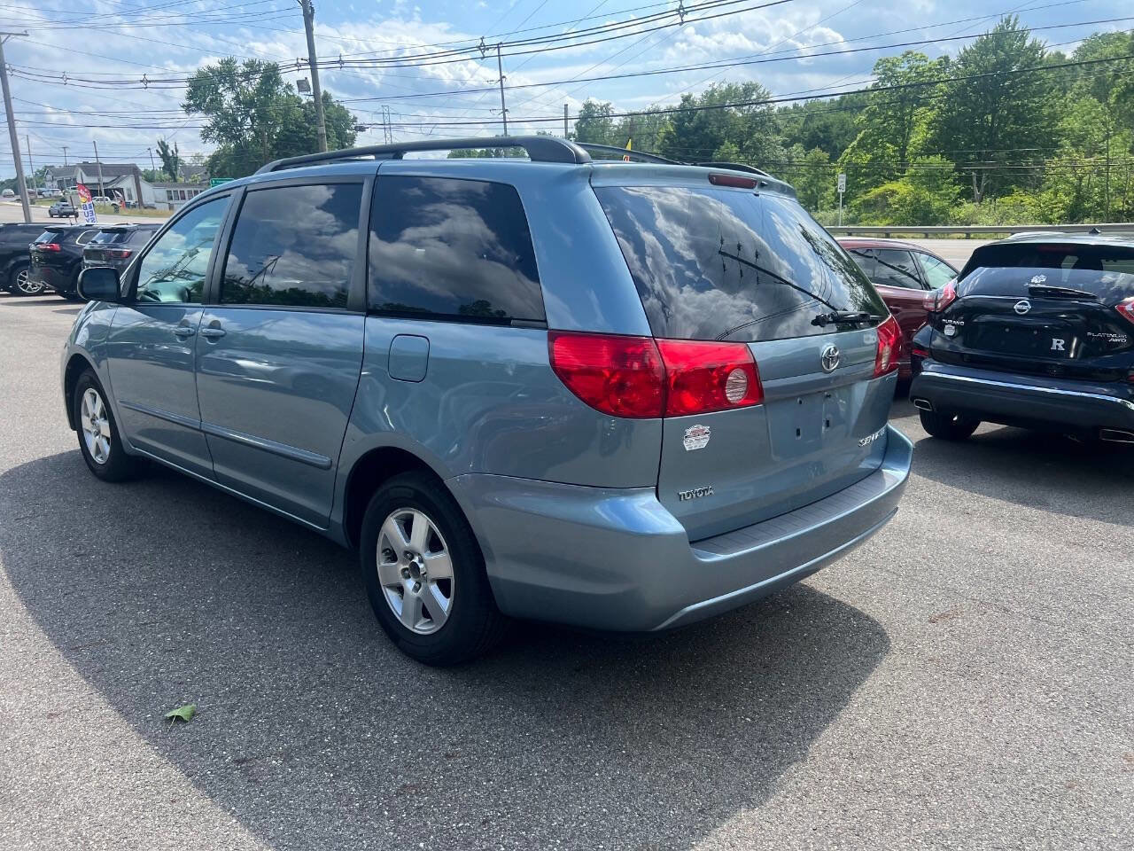 Used 2007 Toyota Sienna CE FWD image 5