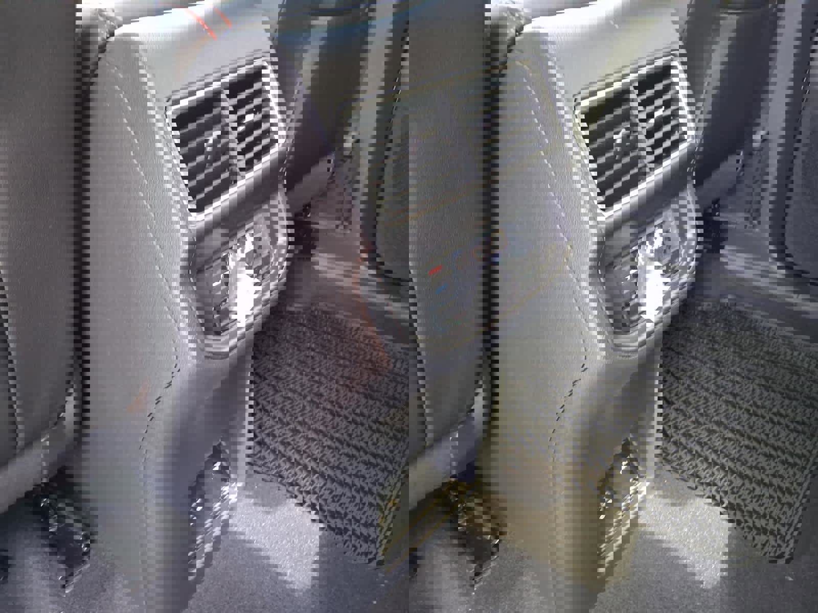 New 2026 Volkswagen Atlas Peak Edition image 25