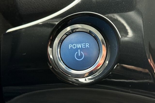 Used 2019 Toyota Prius Prime Plus FWD image 21