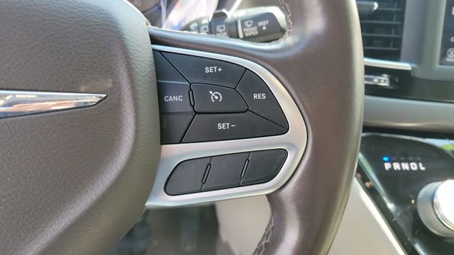 Certified 2018 Chrysler Pacifica Touring-L FWD image 14