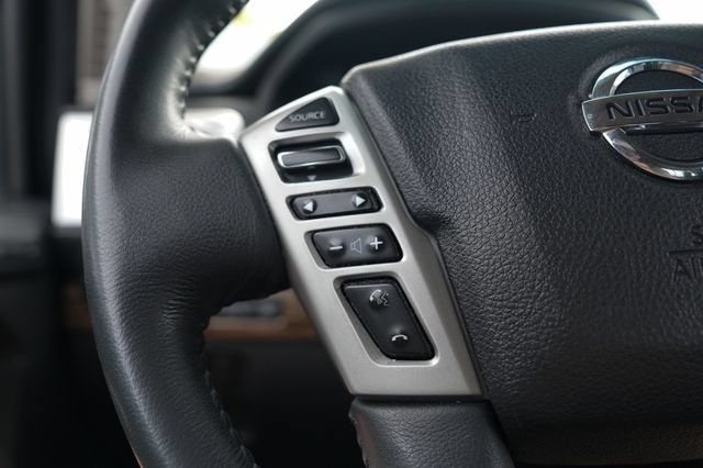 Used 2016 Nissan Titan SL AWD/4WD image 25