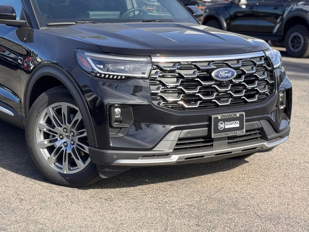 New 2026 Ford Explorer Platinum image 3