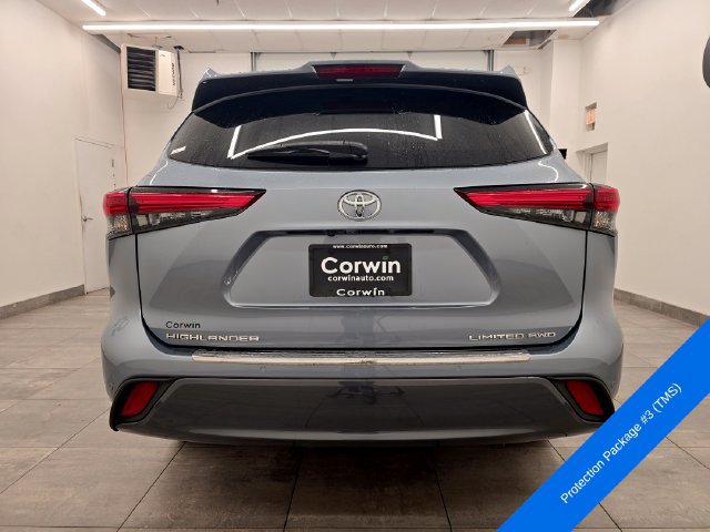 Used 2022 Toyota Highlander Limited w/ Protection Package #3 (TMS) AWD/4WD image 4