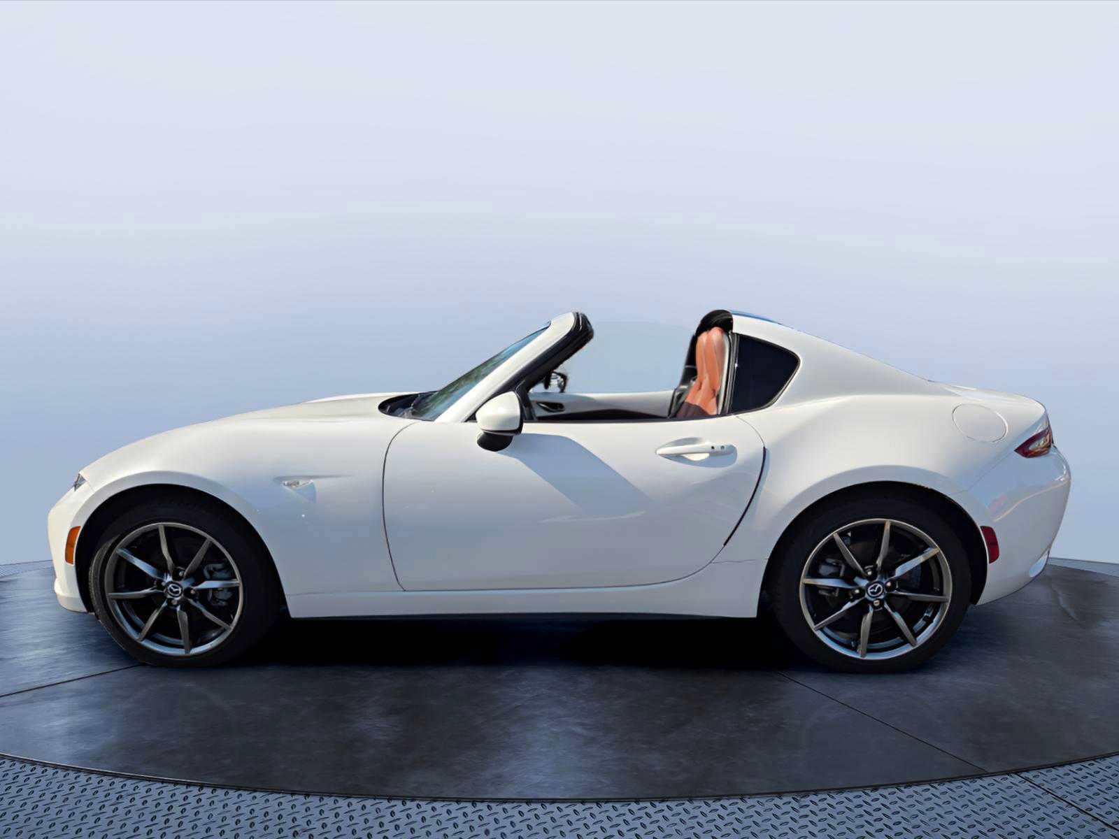 Certified 2023 MAZDA MX-5 Miata Grand Touring RWD image 3
