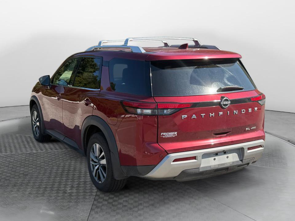 Used 2022 Nissan Pathfinder SL AWD/4WD image 5