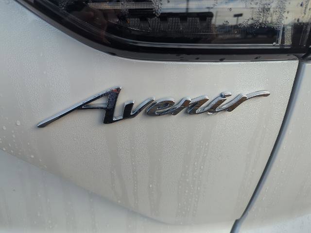 New 2025 Buick Envision Avenir image 5