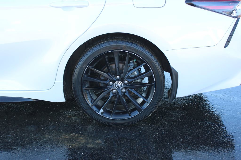 Used 2023 Toyota Camry XSE image 19
