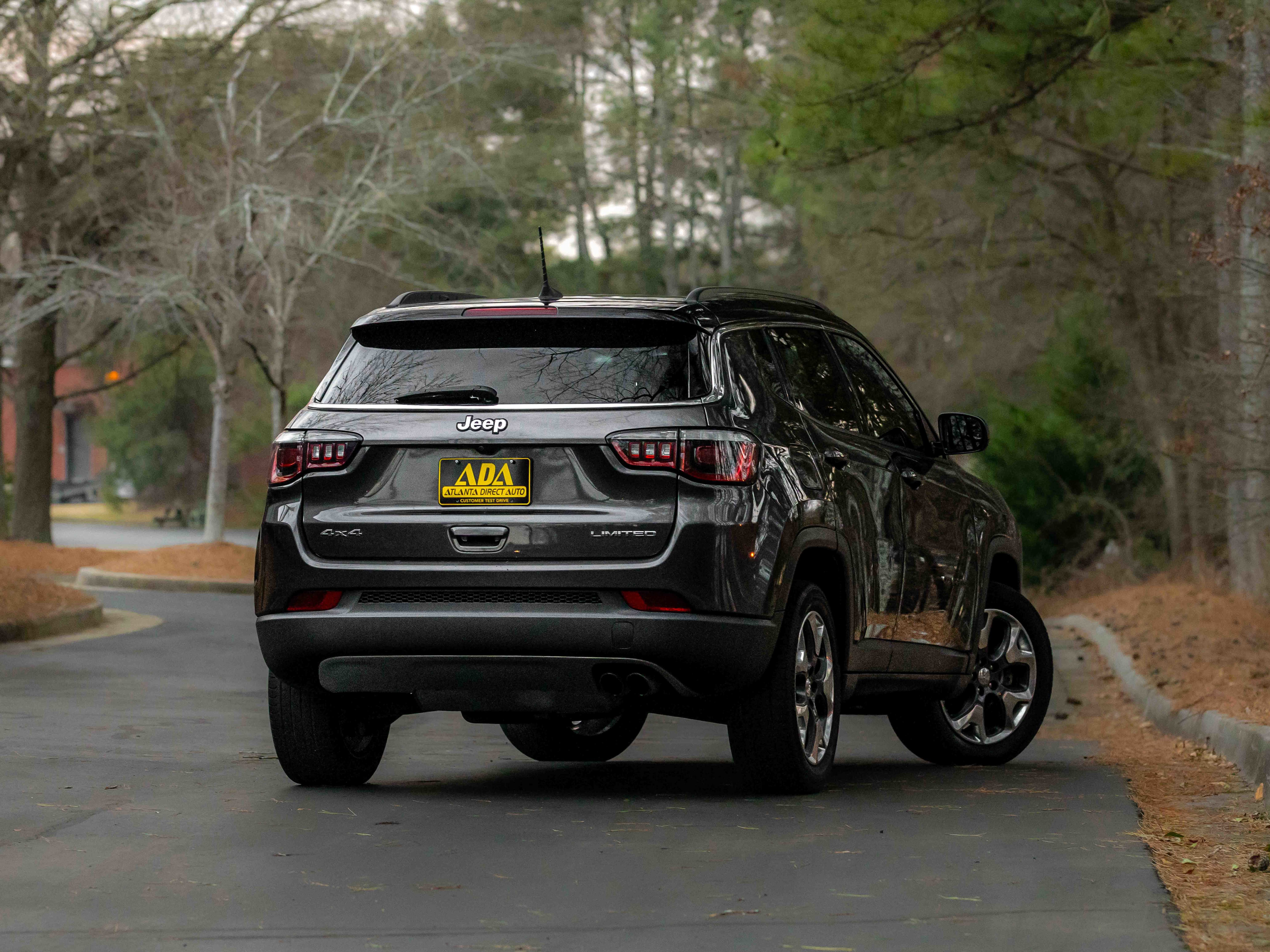 Used 2020 Jeep Compass Limited image 4