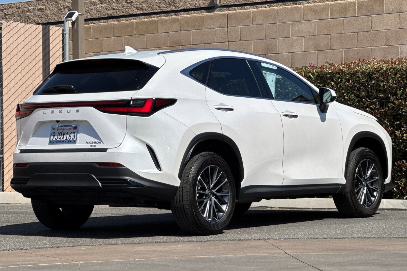Certified 2024 Lexus NX 350h AWD image 4