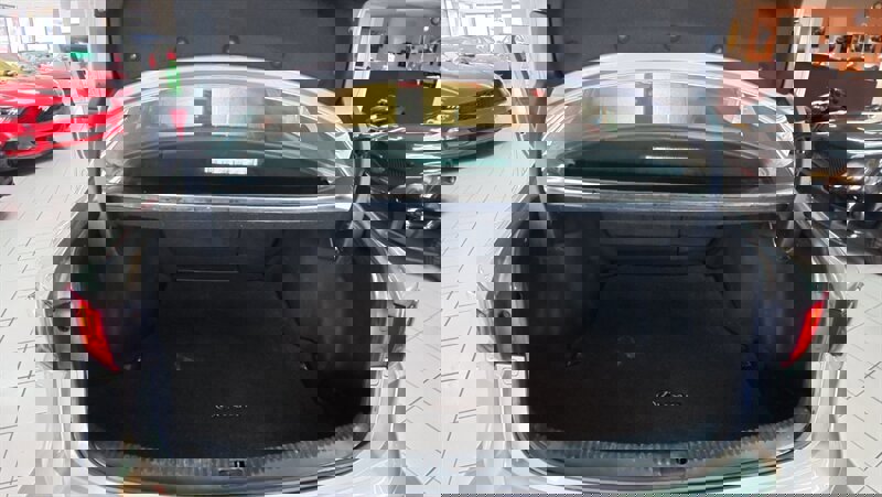 Used 2015 Lexus IS 350 image 32