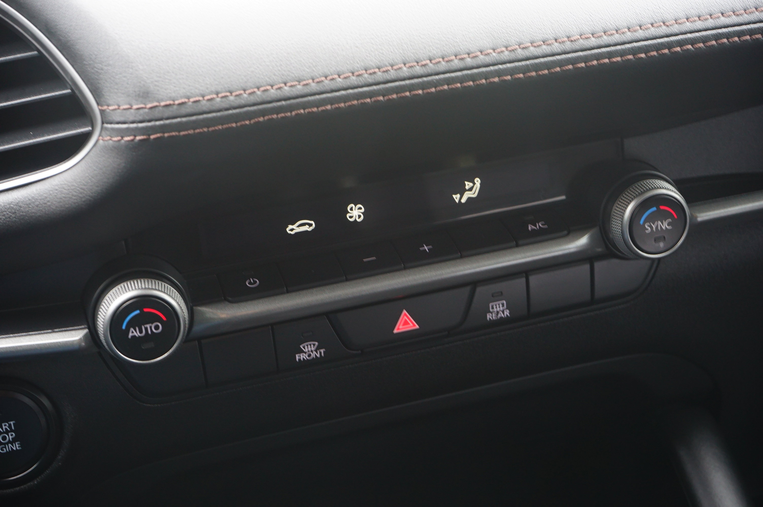 Used 2021 MAZDA MAZDA3 s image 28