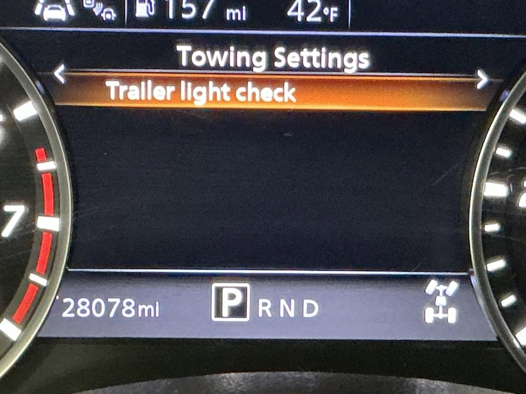 Used 2023 Nissan Titan SV w/ SV Convenience Package image 9