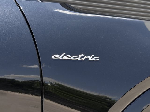 New 2026 Porsche Cayenne Electric AWD/4WD image 31