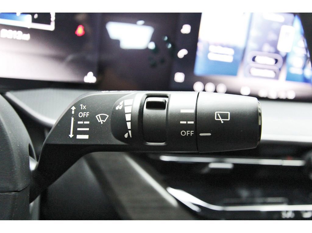 Used 2026 Nissan Murano SV image 14