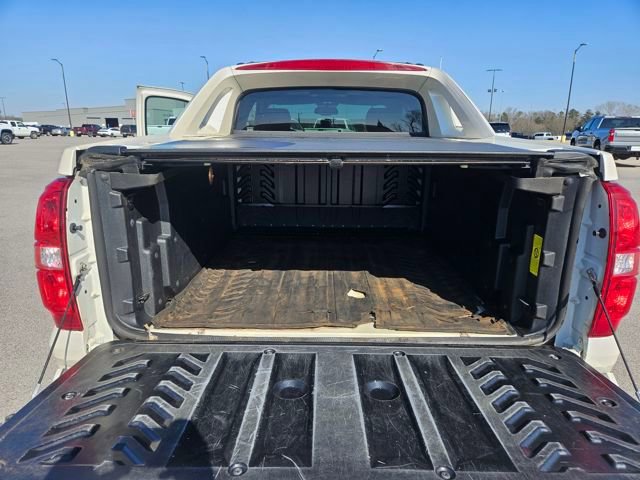 Used 2012 Chevrolet Avalanche LTZ image 23
