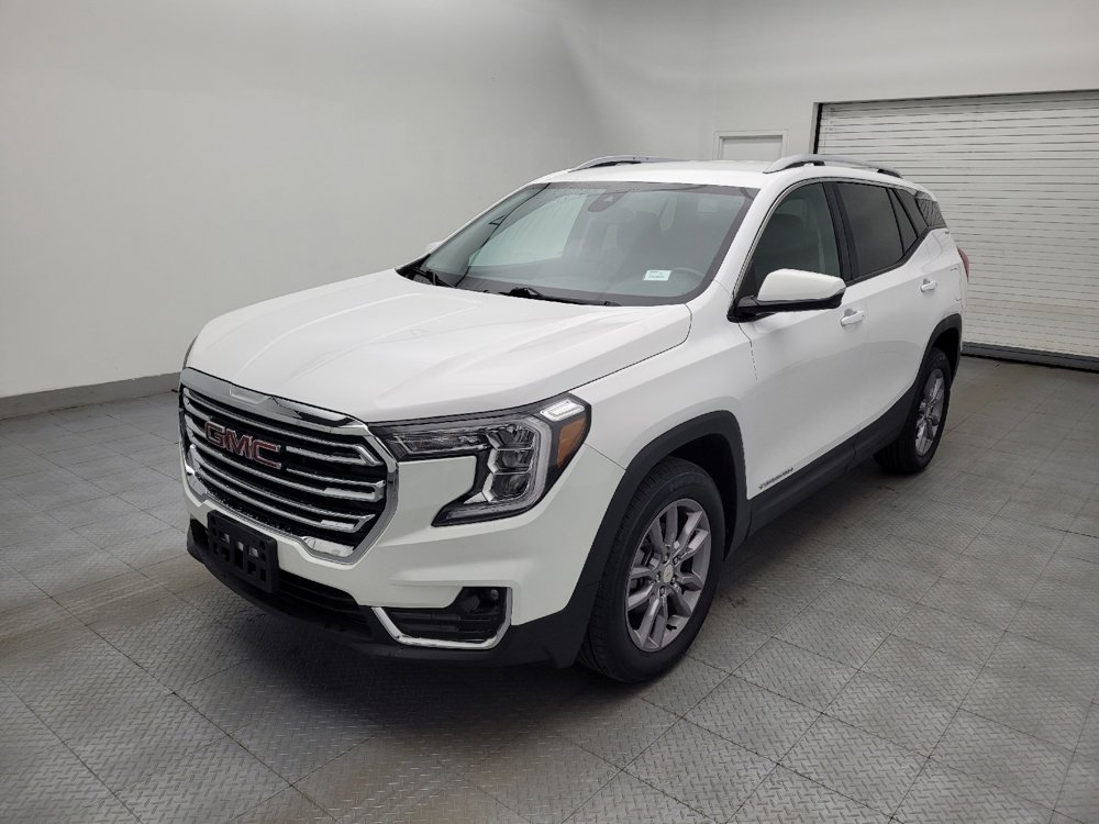 Used 2023 GMC Terrain SLT AWD/4WD image 2