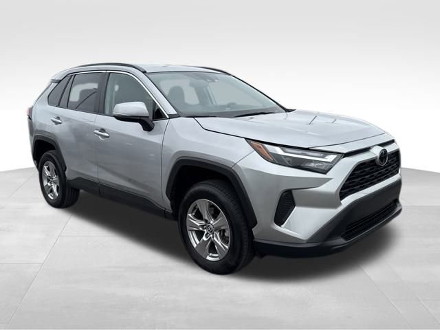 Used 2024 Toyota RAV4 XLE image 7